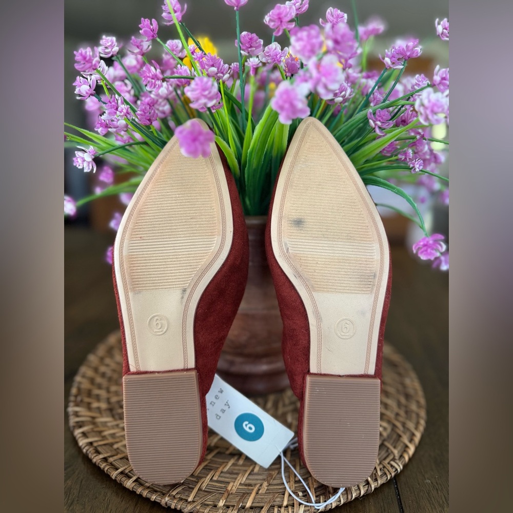 BRAND NEW! Target mules - Picture 4 of 5